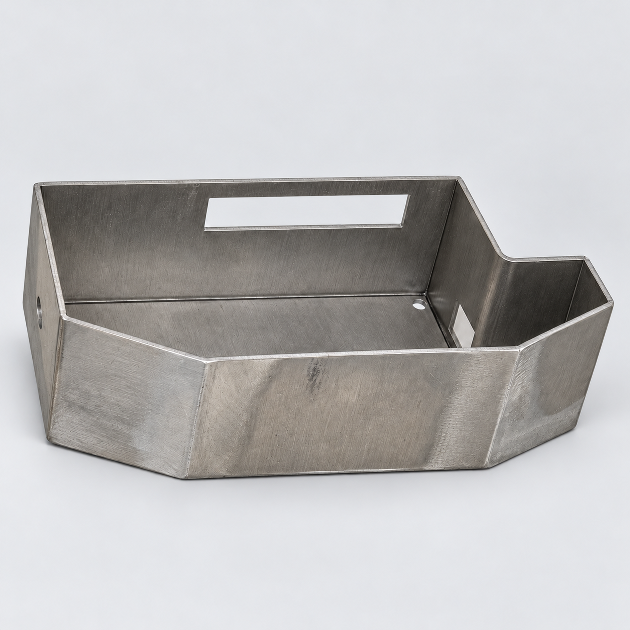 Asymmetric folded equipment tray
