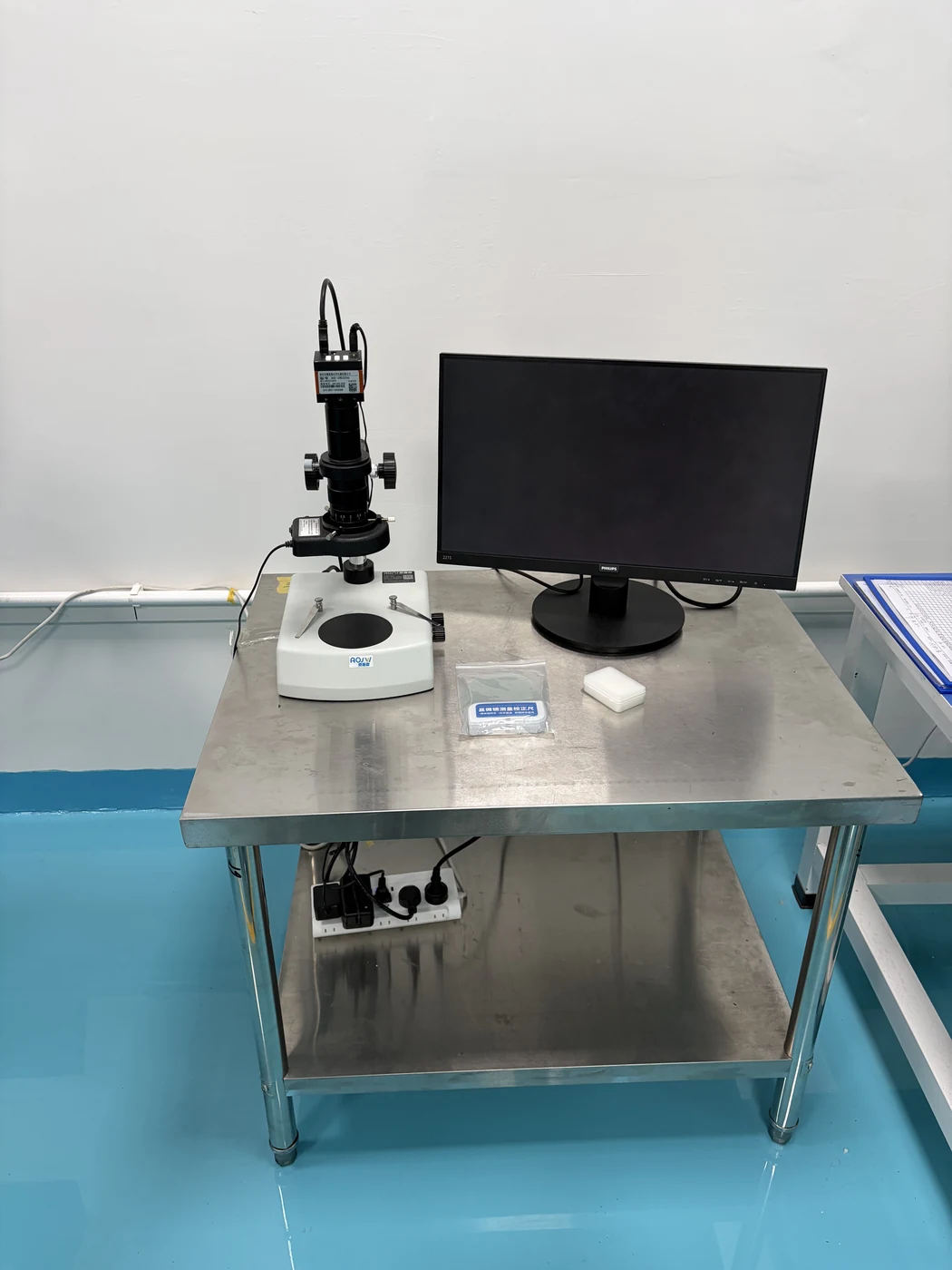 Microscope inspection station